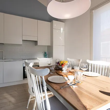 Apartament La Casa Di Giulia Cattolica